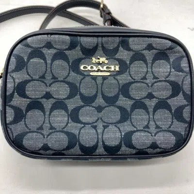 Pre-owned Coach Shoulder Bag ()