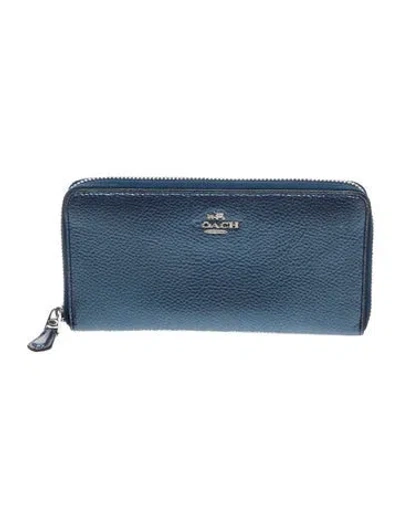 Pre-owned Coach Signature Clutch In Blue