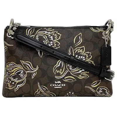 Pre-owned Coach Signature Signature Line Shoulder Bag () In Multi