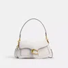 Coach Tabby Geschwungene Schultertasche In White