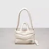 Coach Topia Loop Bauschige Mini Tote In White