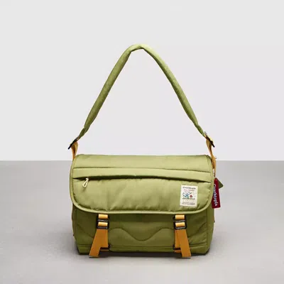 Coach Topia Loop Kuriertasche In Green