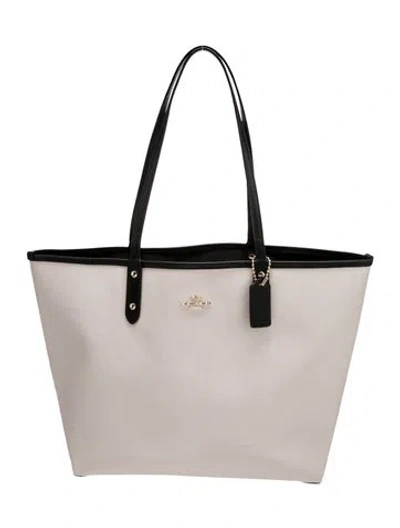 Pre-owned Coach Tote In Black
