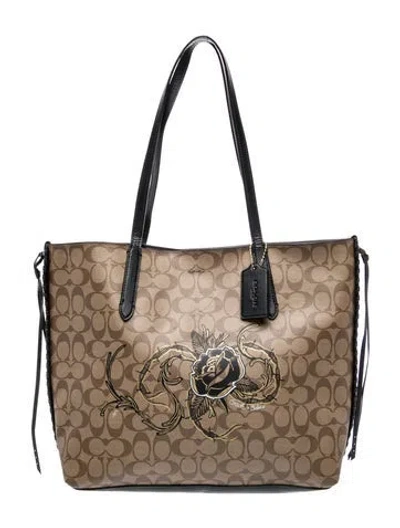Pre-owned Coach Tote In Brown
