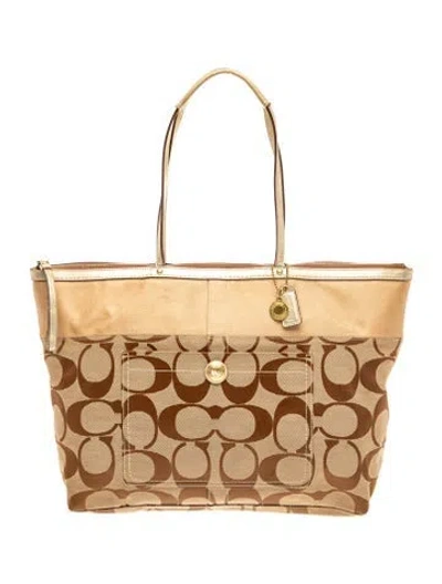 Pre-owned Coach Tote In Brown