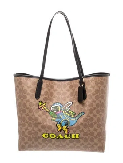 Pre-owned Coach Tote In Brown