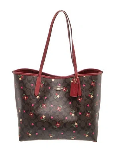Pre-owned Coach Tote In Brown