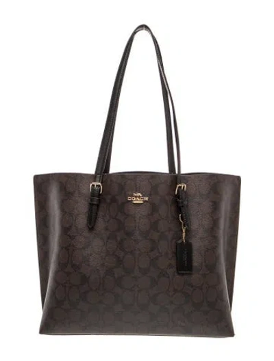 Pre-owned Coach Tote In Brown
