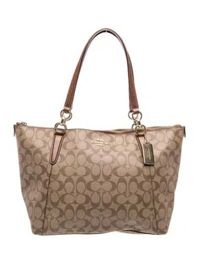 Pre-owned Coach Tote In Brown