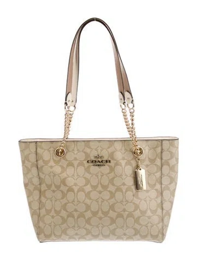 Pre-owned Coach Tote In Neutral