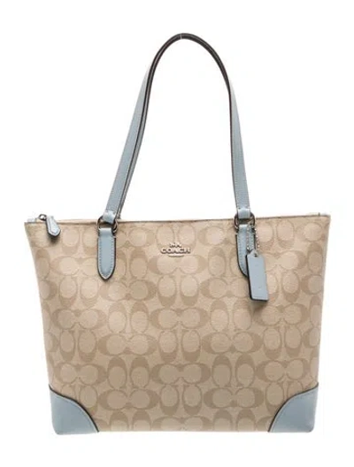 Pre-owned Coach Tote In Neutral