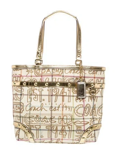 Pre-owned Coach Tote In Neutrals