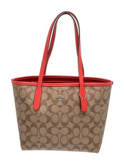 Pre-owned Coach Tote In Neutrals