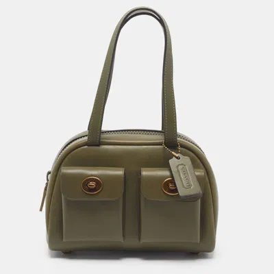 Pre-owned Coach Twin Turnlock 20 Green Leather Satchel