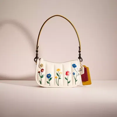 Coach Upcrafted Swinger 20 With Quilting In White
