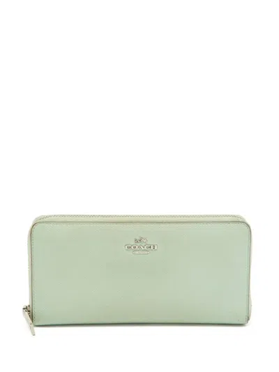 Pre-owned Coach Vintage  Zip-around Wallet In Green