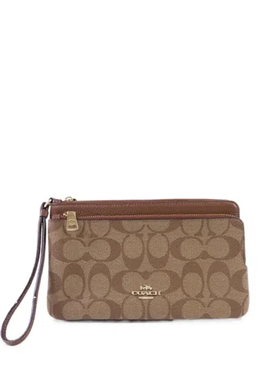 Pre-owned Coach Vintage Signature Clutch Bag In Brown