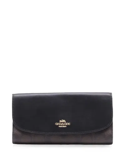 Pre-owned Coach Vintage Signature Continental Wallet In Brown