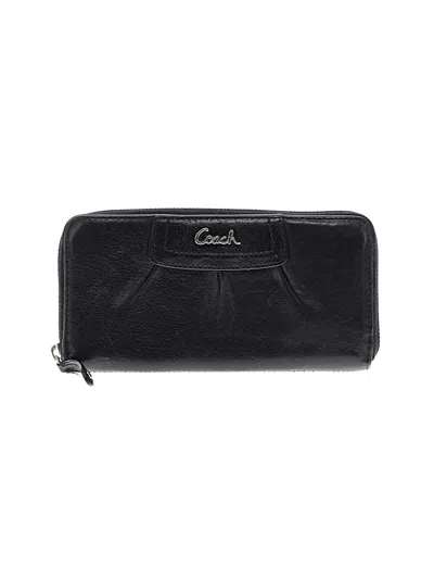 Pre-owned Coach Wallet In Black