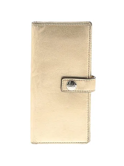 Pre-owned Coach Wallet In Gold