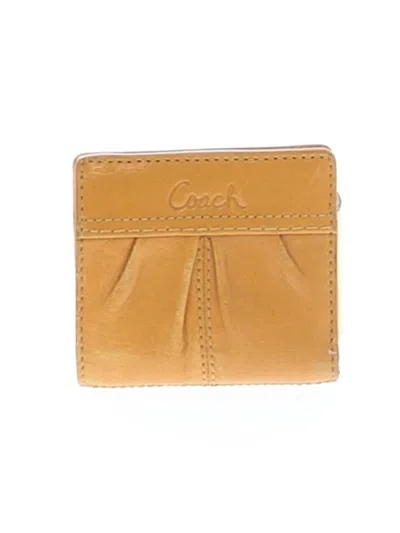 Pre-owned Coach Wallet In Tan