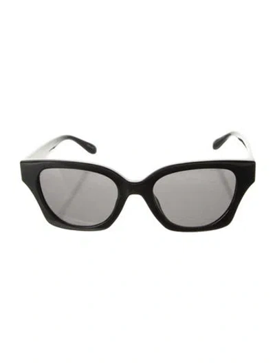 Pre-owned Coach Wayfarer Tinted Sunglasses In Black
