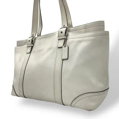 Pre-owned Coach White Leather Tote Bag ()