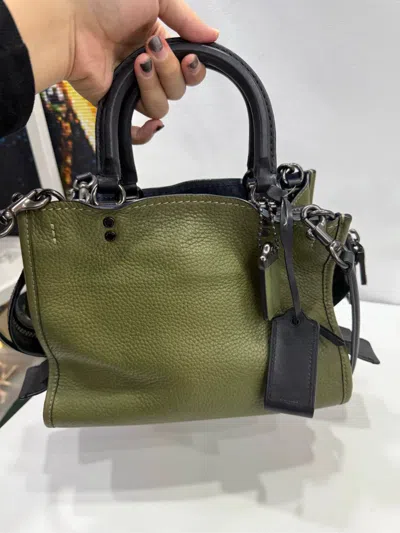 Coach Women Pre-loved Bag Very Good Condition In Green