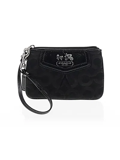 Pre-owned Coach Wristlet In Black