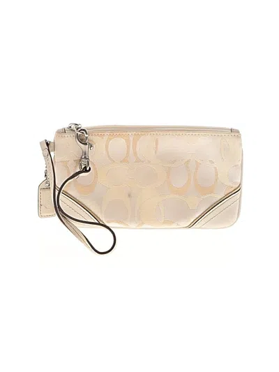 Pre-owned Coach Wristlet In White