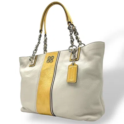 Pre-owned Coach Yellow Patent Leather Leather Tote Bag () In Multi
