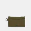 Coach Zip Card Case In Green