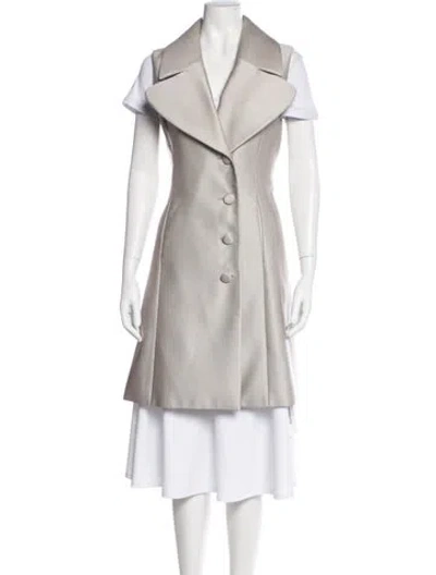 Pre-owned Co At In Neutral