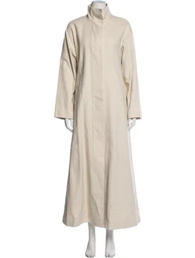 Pre-owned Co At In Neutrals