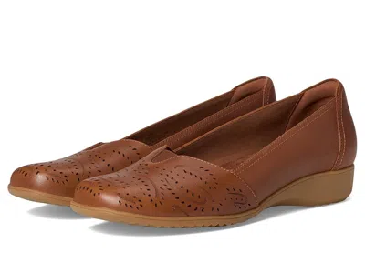 Cobb Hill Rozie In Brown