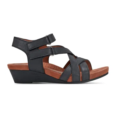 Cobb Hill Women's Helin Wedge In /shore M In Black