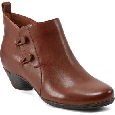 Cobb Hill Women's Larsa Bootie - Wide In Medium Brown