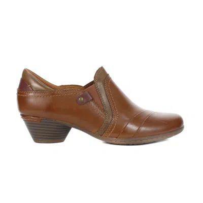Cobb Hill Women's Laurel Slip On In Tan In Brown