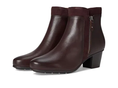 Cobb Hill Wynter In Red