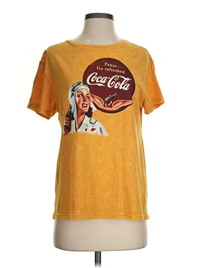 Pre-owned Coca-cola Short Sleeve T-shirt In Yellow