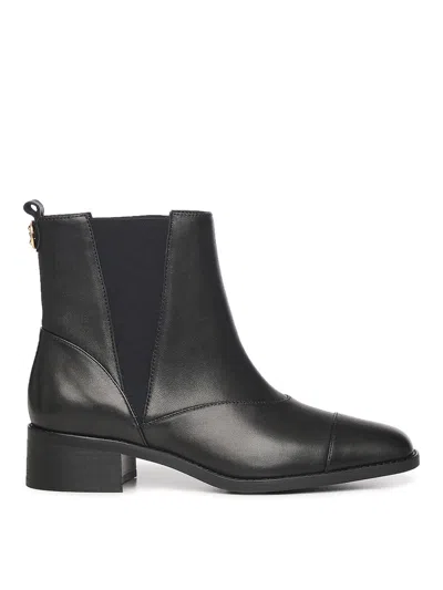 Coccinelle Nikla Chelsea Boot In Black