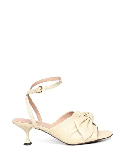 Coccinelle Knotted Leather Sandals In Neutral