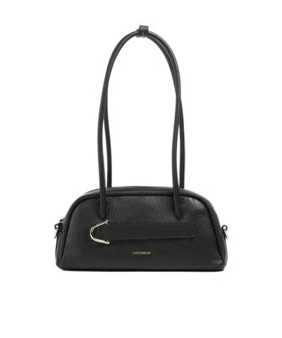 Coccinelle Logo-lettering Zipped Shoulder Bag In Black