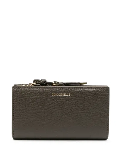 Coccinelle Logo-plaque Pebbled Leather Wallet In White