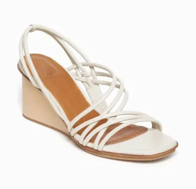 Coclico Diana Wedge Sandal In Savanna Greige In White