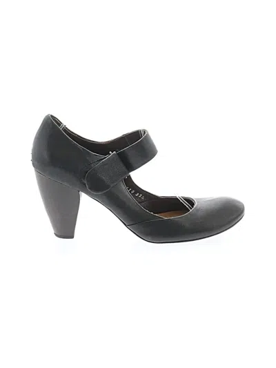 Pre-owned Coclico Heels In Black