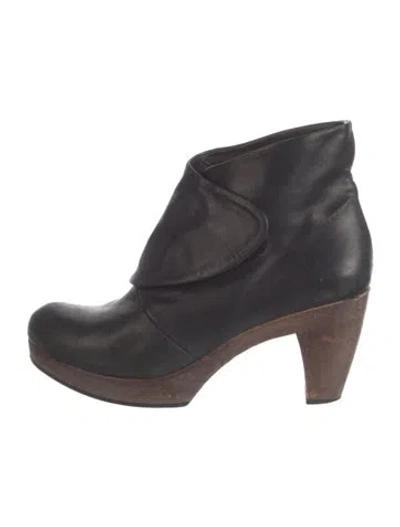 Pre-owned Coclico Leather Boots In Black