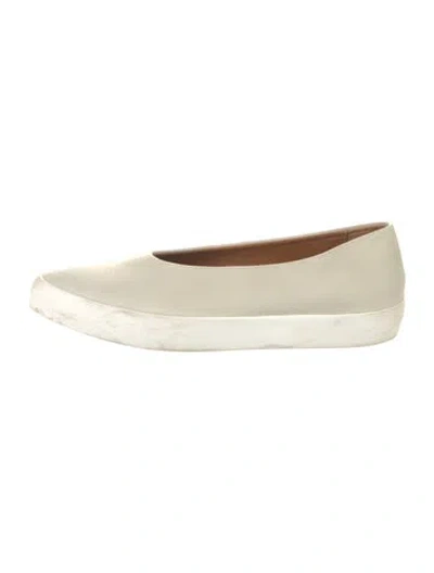 Pre-owned Coclico Leather Flats In Neutral