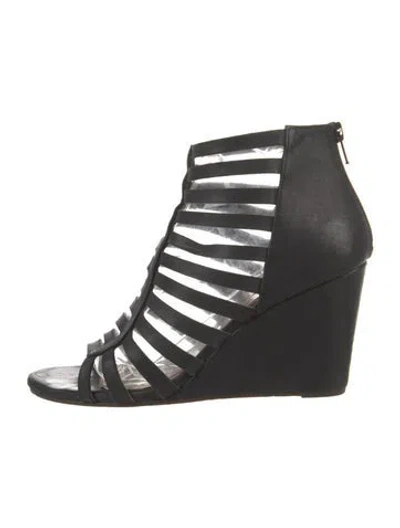 Pre-owned Coclico Leather Gladiator Sandals In Black