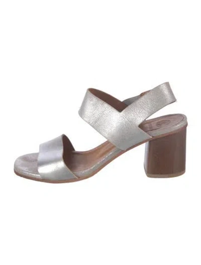 Pre-owned Coclico Leather Sandals In Black